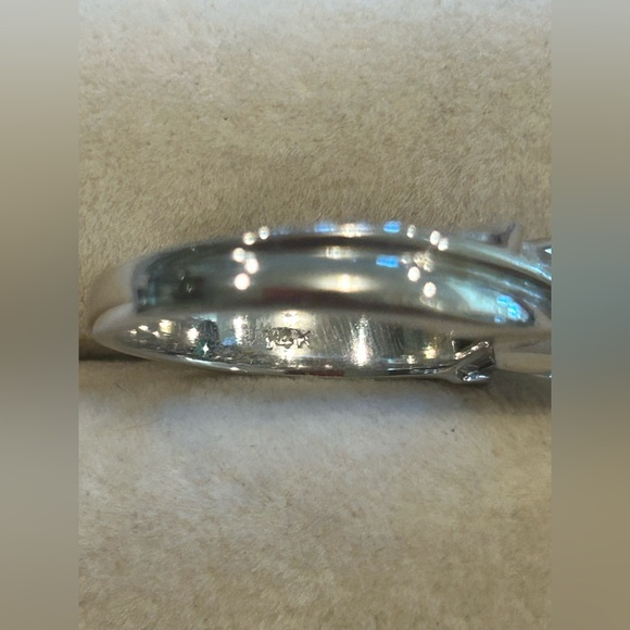 14KT White Gold Natural Diamonds and Natural Emerald Cocktail Ring - Picture 9 of 11